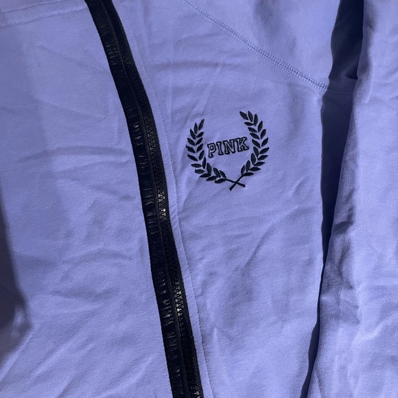 VS PINK Sz M set like new - Picture 4 of 9